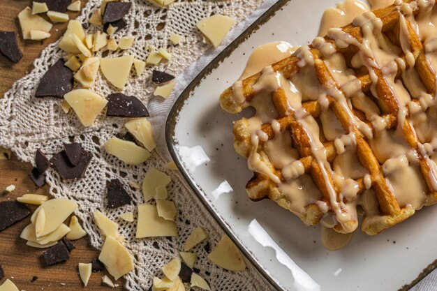 Gofres avec natte chocolat blanc et noir avec birutas