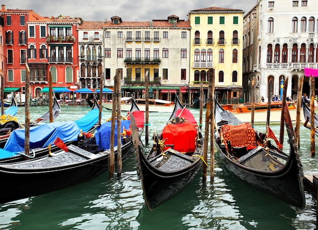 Gondoles au Grand Canal, Venise, Italie