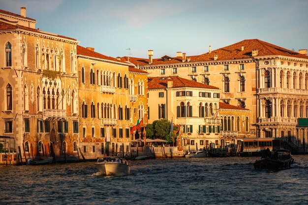 Gran Canale (Grand Canal) de Venezia, Vénétie, Italie.