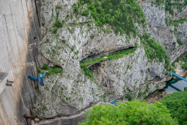 Grand barrage de Mratine au nord du Monténégro