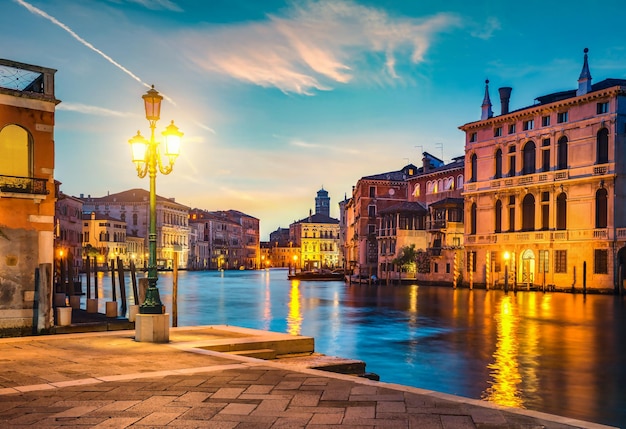 Grand Canal au coucher du soleil