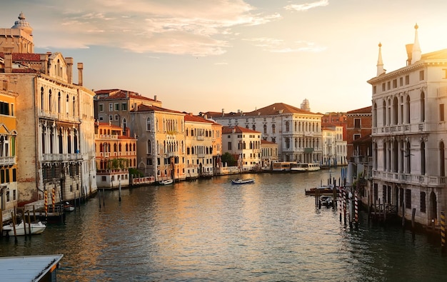 Grand Canal à Venise à l'aube, Italie