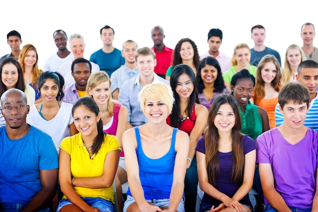 Photo grand groupe de personnes diverses