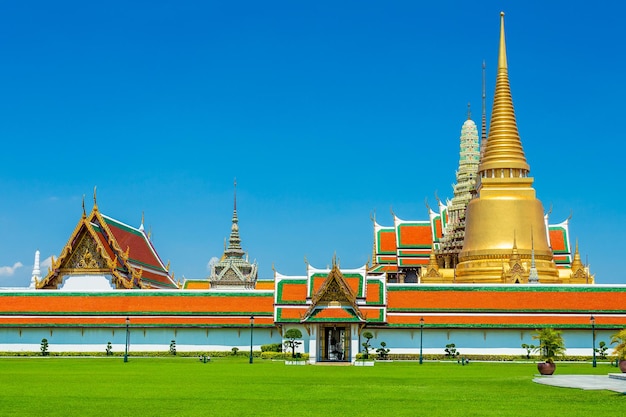 Grand Palais à Bangkok et temple Wat Phra Kaew