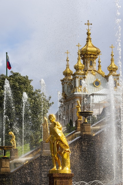 La Grande Cascade de Peterhof, Saint Petersberg, Russie