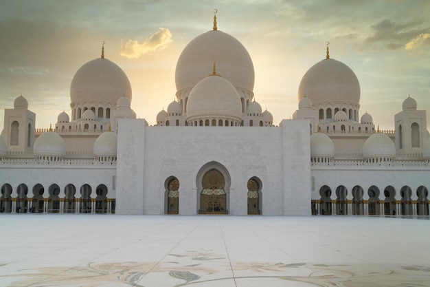 Grande mosquée Sheikh Zayed à Abou Dhabi