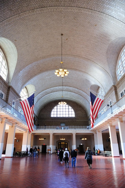 Grande salle d'Ellis Island à New York