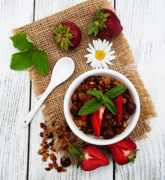 Granola maison aux fraises