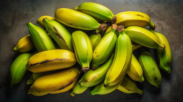 Une grappe de bananes fraîches