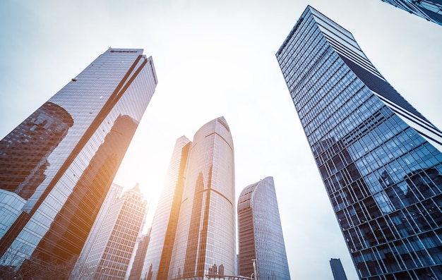 Gratte-ciel dans le quartier financier de Shanghai Lujiazui