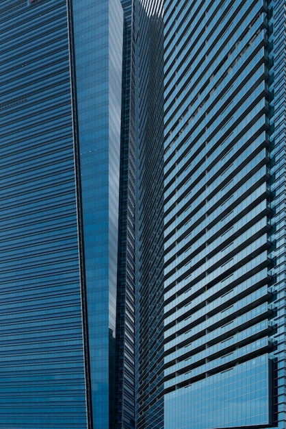 Gratte-ciel en verre bleu du quartier des affaires du centre-ville