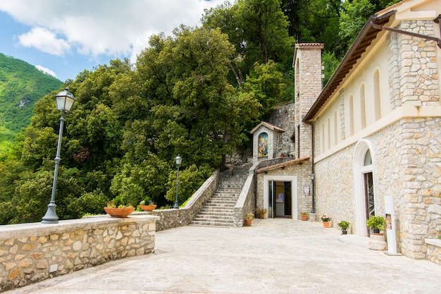 Greccio, Italie. sanctuaire de l&#39;ermitage érigé par saint François d&#39;Assise