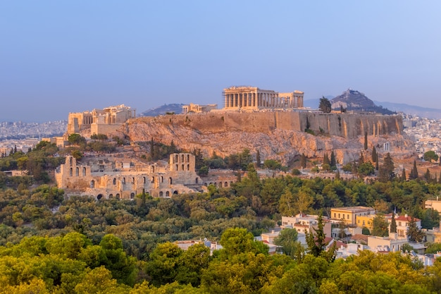 Grèce. Athènes. Acropole. Parthénon. Coucher de soleil rose