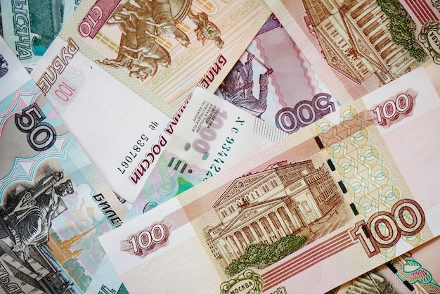 Gros plan sur les billets de banque russes