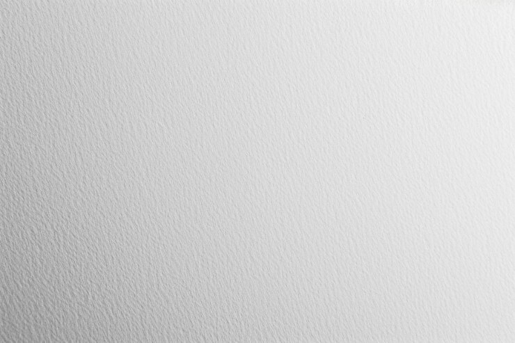 Photo un gros plan d'une brosse à dents sur une surface blanche