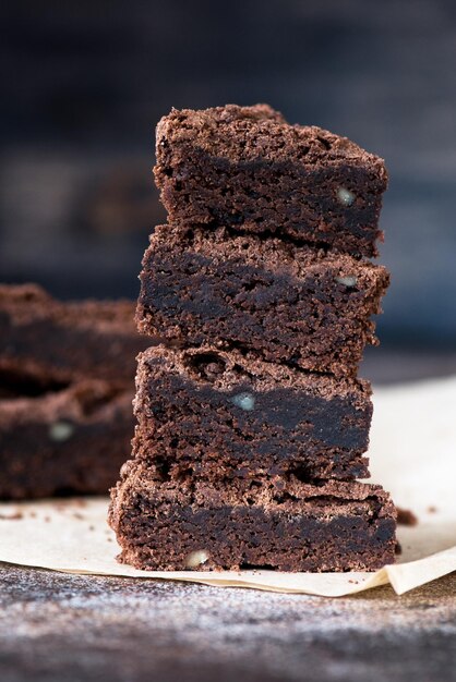 Gros plan brownie au chocolat