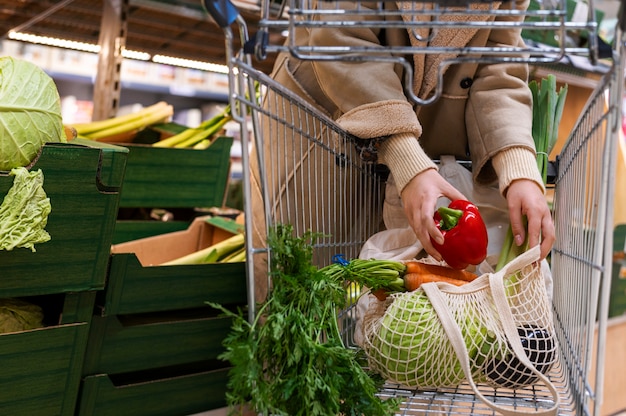 Photo gros plan sur les contenants alimentaires zéro déchet