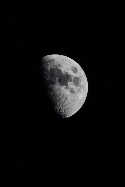 Gros plan du croissant de lune