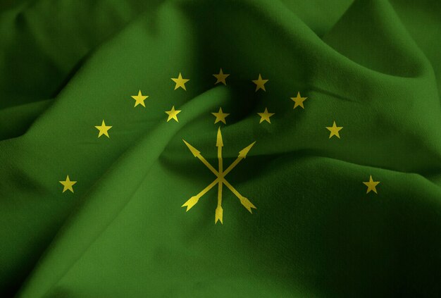 Gros plan du drapeau Adyguée ébouriffé, drapeau Adygea soufflant dans le vent