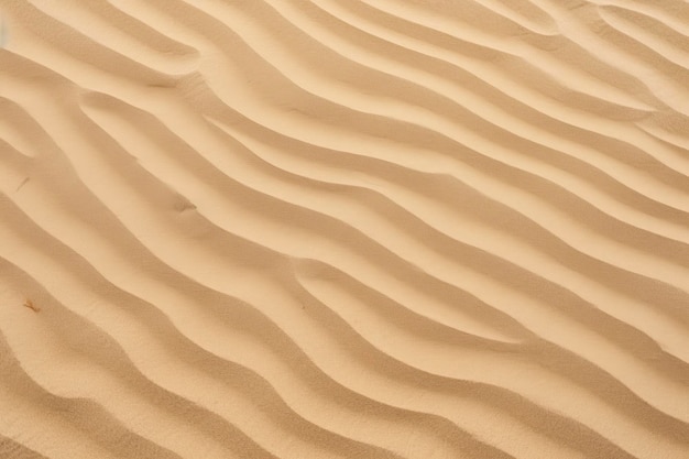 Gros plan du motif de sable d'une plage en été