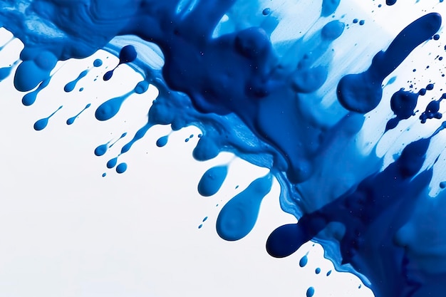 Gros plan de formes de peinture bleue sur fond blanc avec espace de copie AI Generative