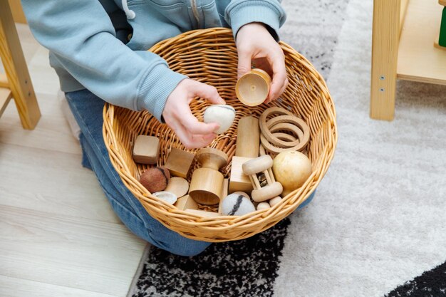 Gros plan de jouets Montessori