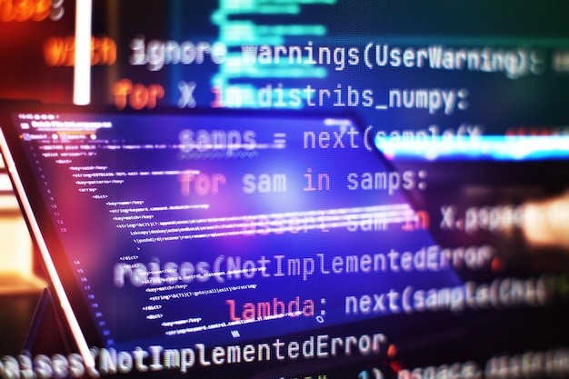 Gros plan sur le moniteur du code source de la fonction Arrière-plan abstrait de la technologie informatique Code source du logiciel