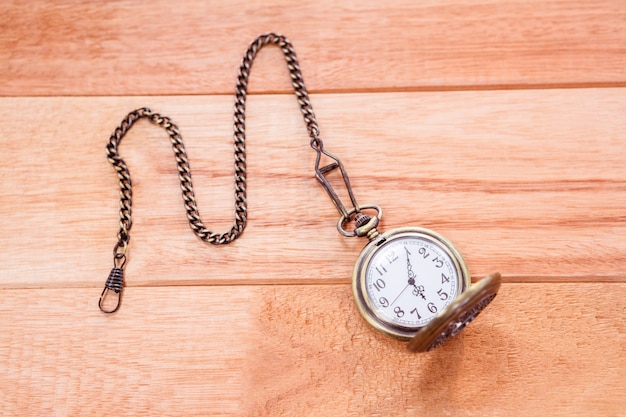 Gros plan d&#39;une montre de poche