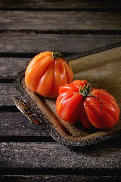 Grosses tomates rouges RAF