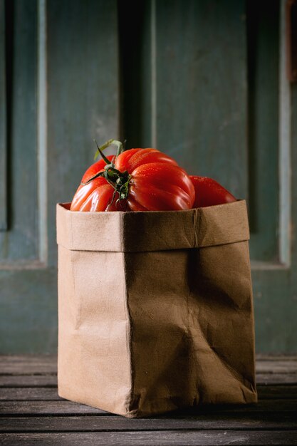 Grosses tomates rouges RAF