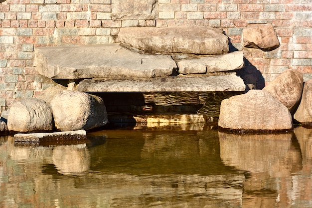 Une Grotte Artificielle