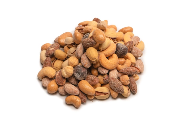 Un groupe d'amandes pistaches noix noix de cajou macadamia