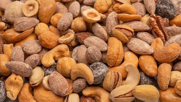 Un groupe d'amandes pistaches noix noix de cajou macadamia