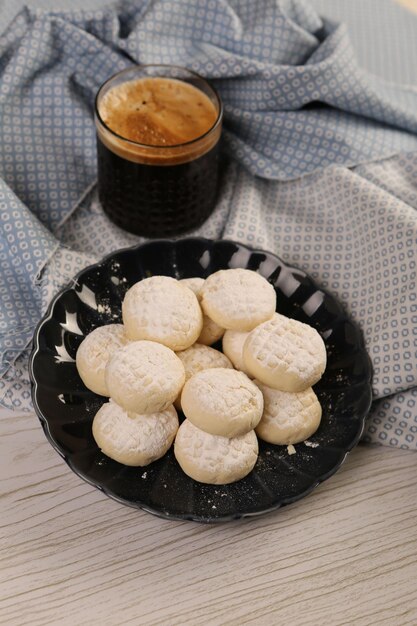 Groupe de biscuits assortis Chocolat blanc aux pépites d'avoine et aux raisins secs