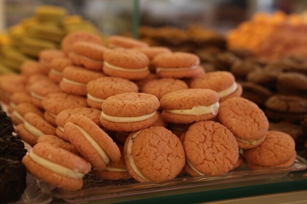 Groupe de biscuits assortis Chocolat blanc aux pépites d'avoine et aux raisins secs