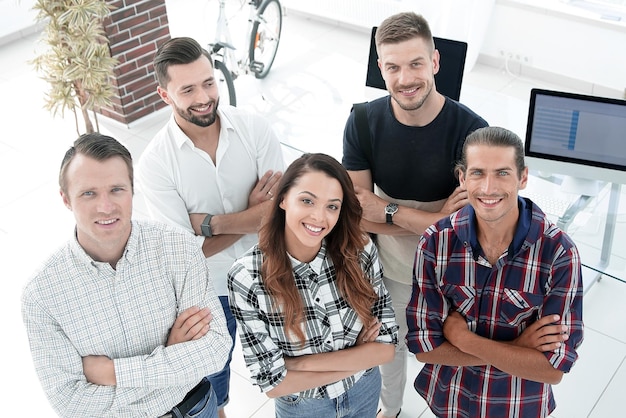 Groupe de jeunes créateurs à succès