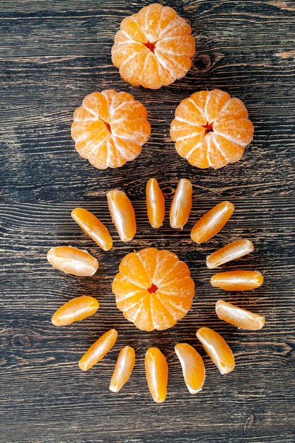 Photo groupe de mandarines orange sans peau