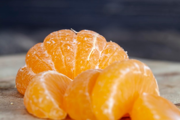 Groupe de mandarines orange sans peau