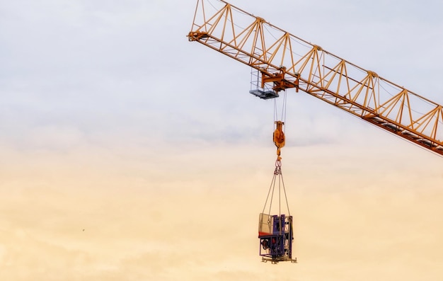 Photo la grue au travail