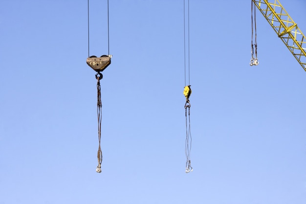 Grues de chantier