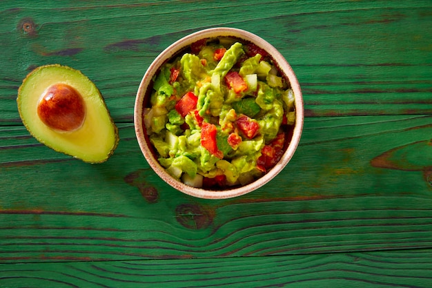 Guacamole à l&#39;avocat et tomates mexicaines