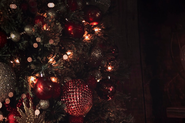 Guirlandes de fond de modèle de décoration de maison de célébration d'arbre de lumières de Noël