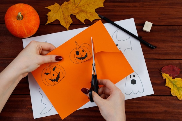 Halloween DIY Citrouilles mignonnes et fantômes de papier Instruction étape par étape