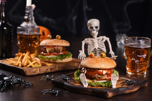 Le hamburger du monstre d'Halloween