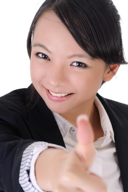 Happy smiling business girl thumbs up, portrait agrandi sur fond blanc.