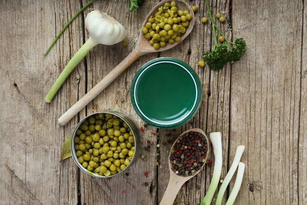 Haricots de pois de maïs en conserve