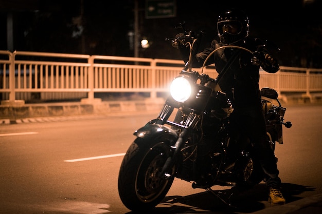 Harley davidson la nuit