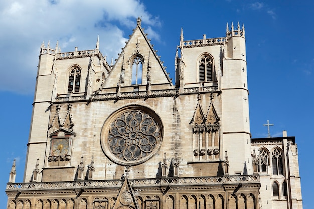 haut de l'église Saint Jean