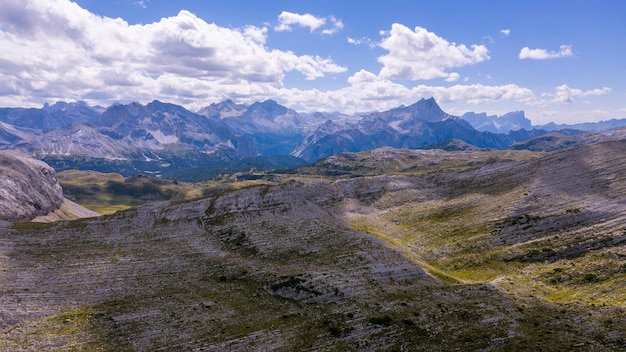 Haute montagne Alpes Dolomites Italie Photographie par drone