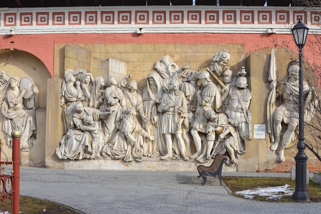 Hauts-reliefs du monastère Donskoï à Moscou